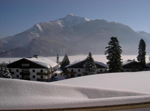 Ferienwohnung Schossleitner - Der Wohlfuehl-Ansitz Am Wolfgangsee Mit Weitblick سانكت جيلجن المظهر الخارجي الصورة