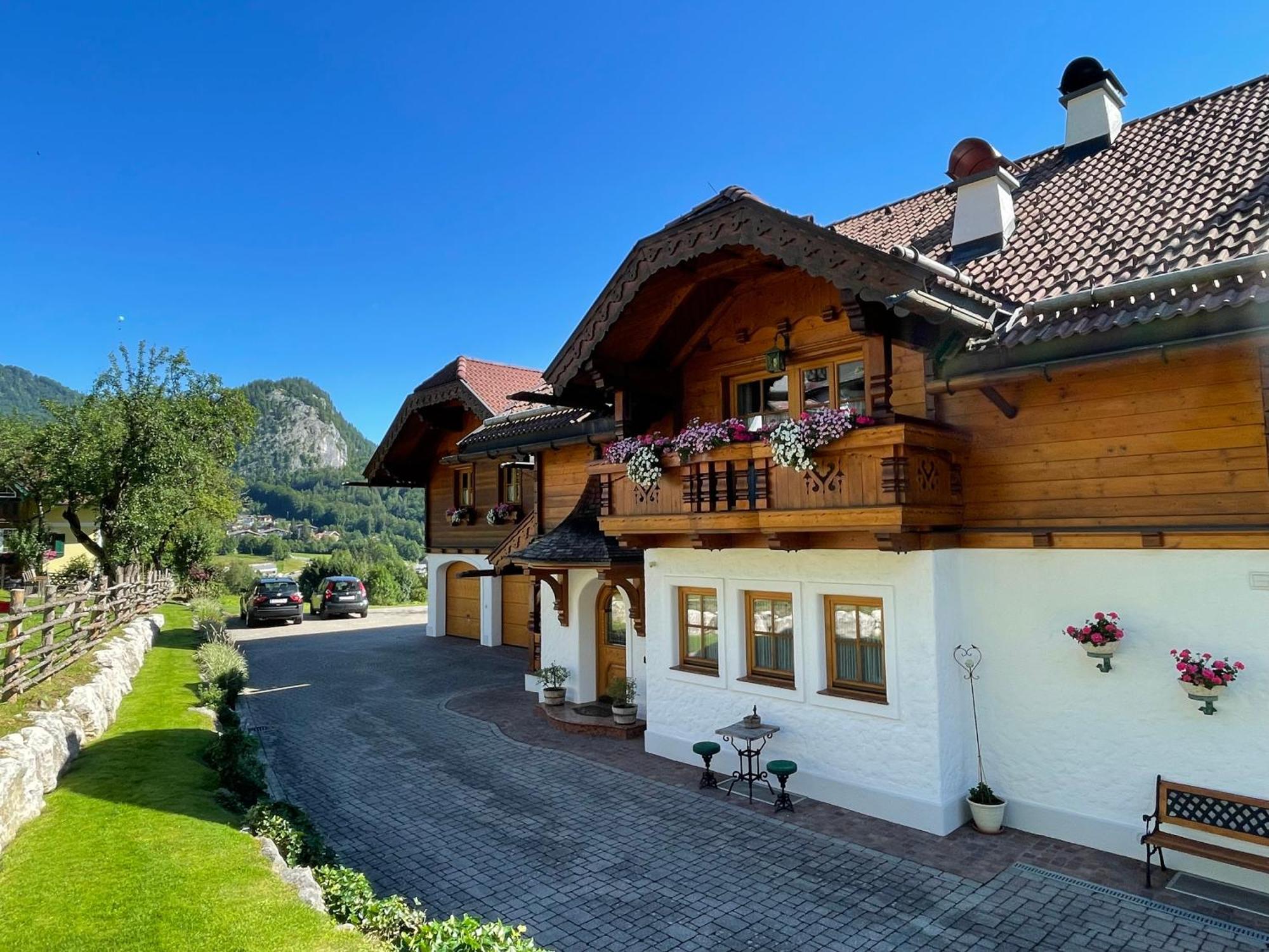 Ferienwohnung Schossleitner - Der Wohlfuehl-Ansitz Am Wolfgangsee Mit Weitblick سانكت جيلجن المظهر الخارجي الصورة